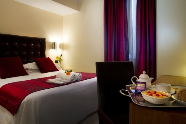 Hotel Marcella Royal